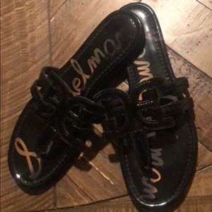 Sam Eldeman black sandal